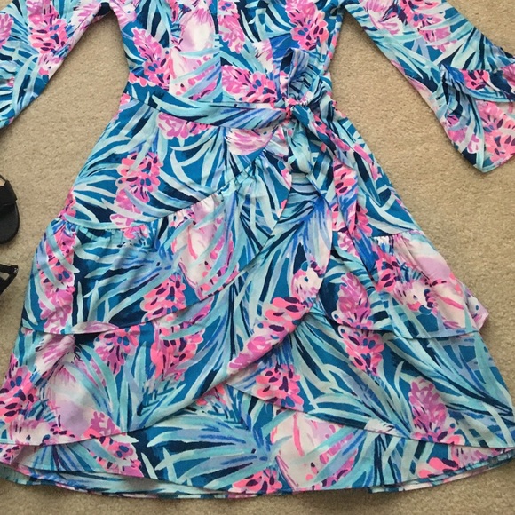 NWT Lilly Pulitzer Laeda Stretch dress. - Picture 4 of 8